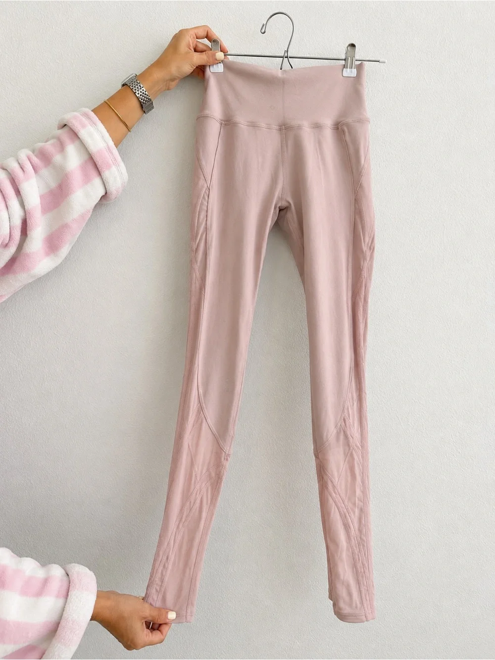 ALO Yoga Blush Pink Mesh-Panel High-Rise Leggings